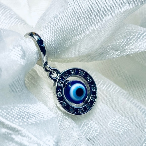 👁️ NWOT Evil Eye Enhancer Charm ✨ - Picture 1 of 9